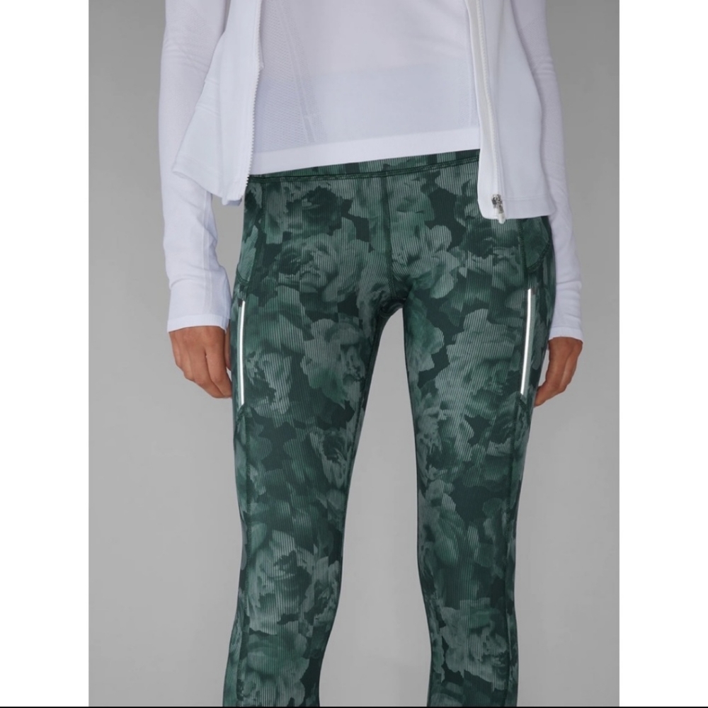 Athleta Leggings Rainier Printed Tight Spliced Floral Minimalistic XS - Picture 12 of 12